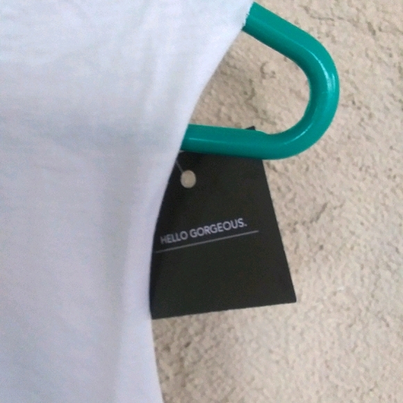 Stay in your magic crop tank top - Picture 3 of 4